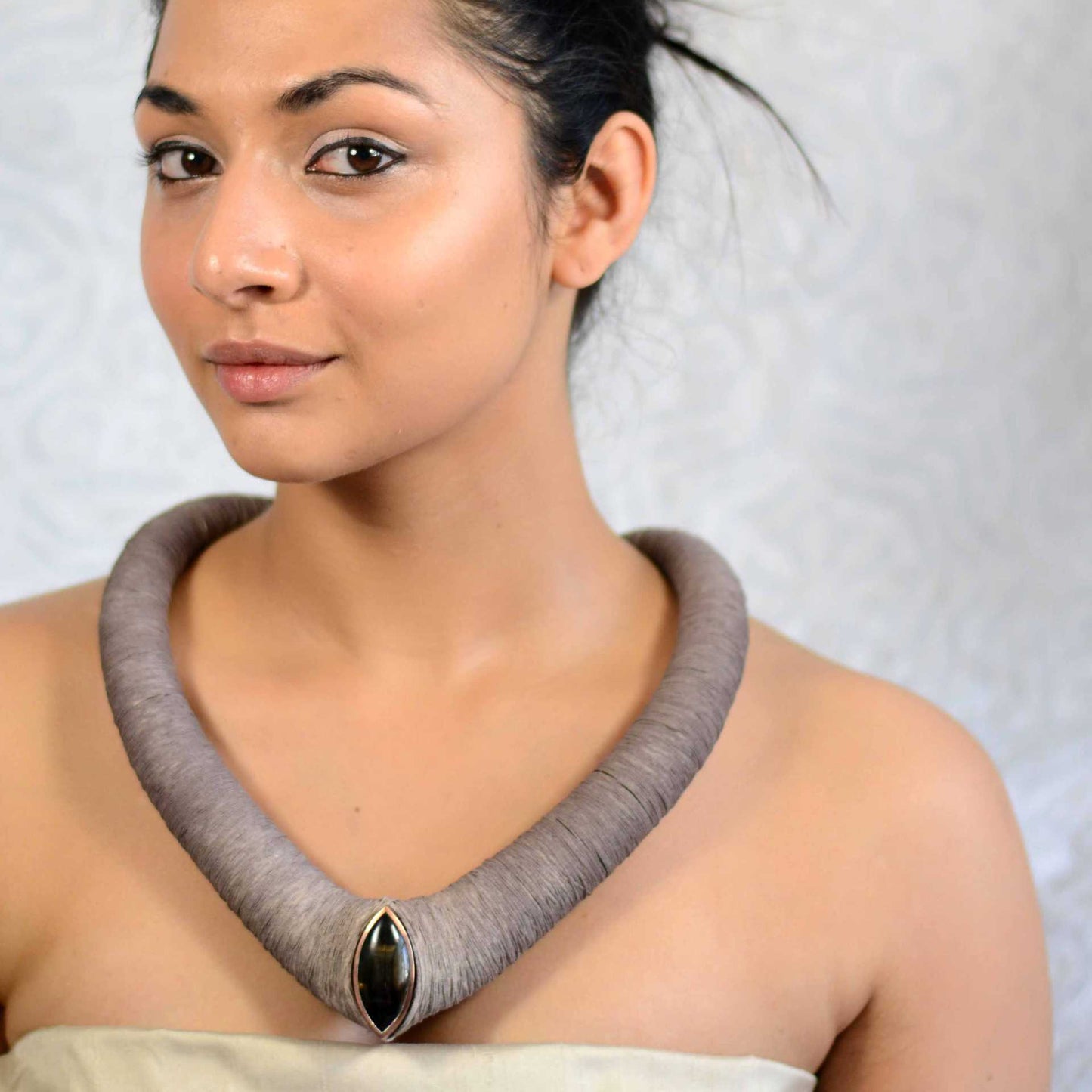 Textile Choker Smoky Quartz Yarn Resin 925 Silver Sand-colored