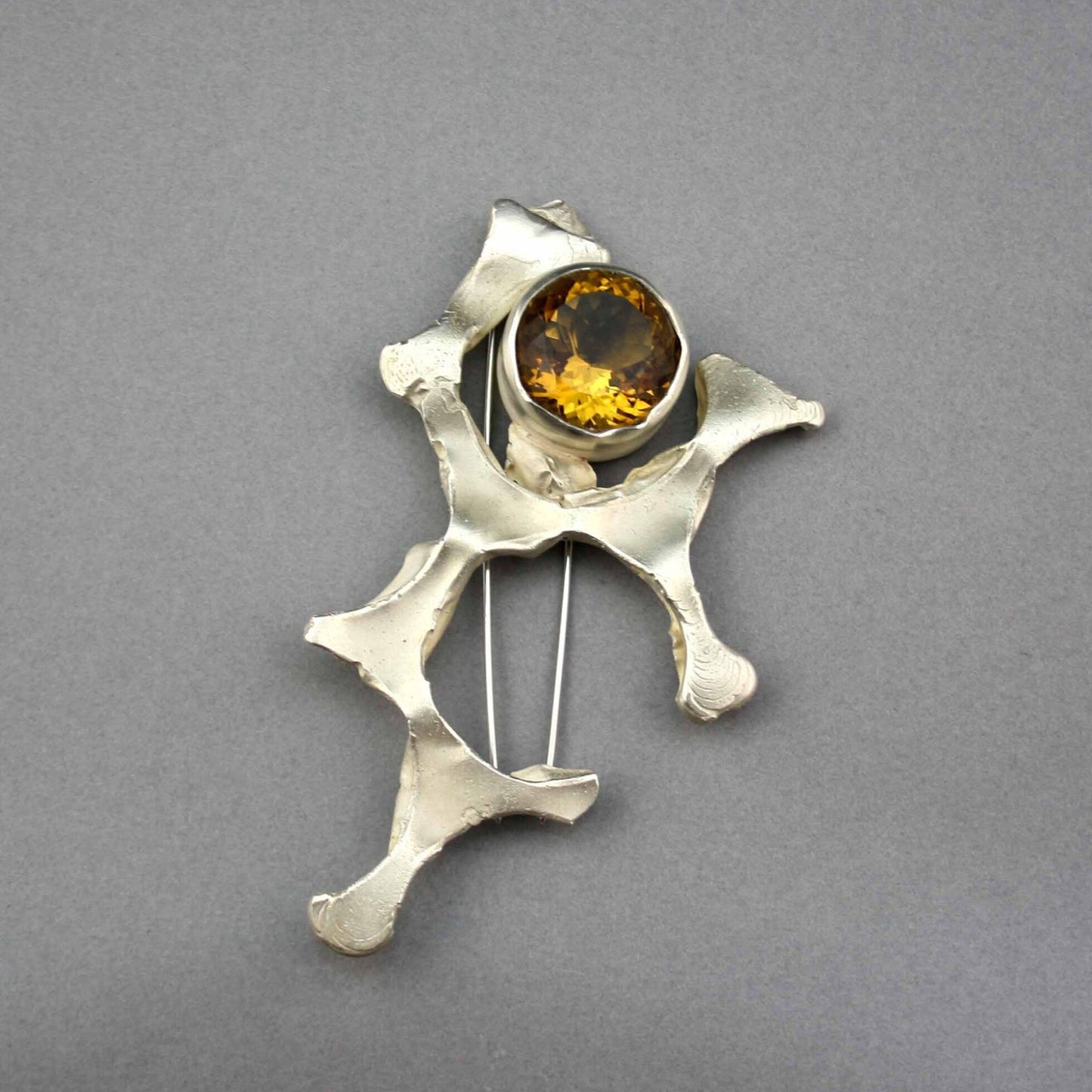 Brooch 925 silver with citrine