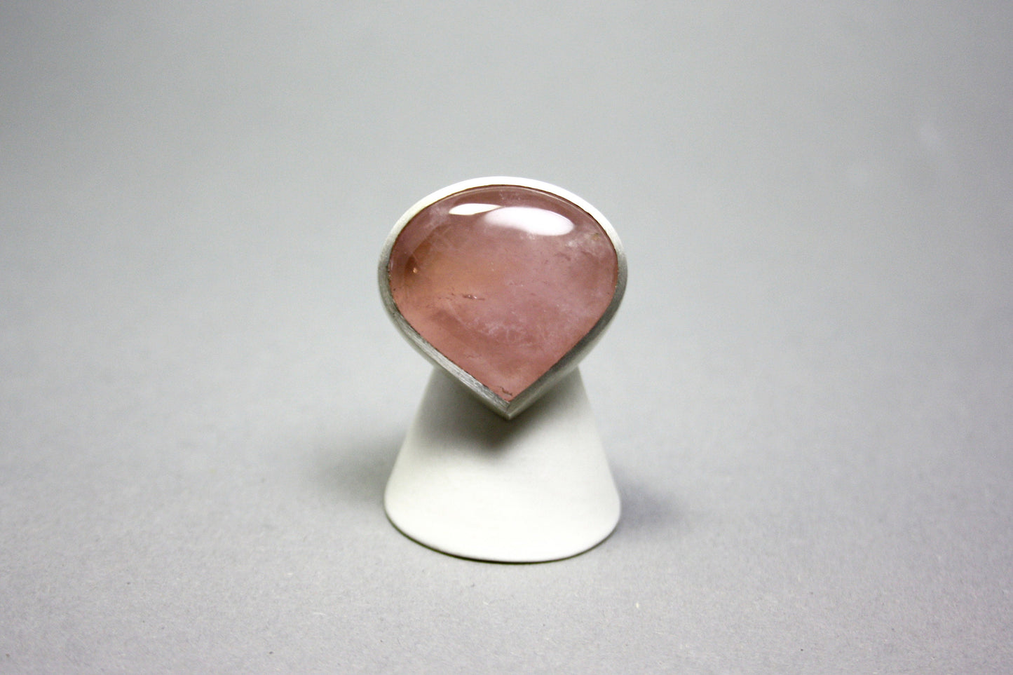Ring 925 silver with rose quartz size. 55