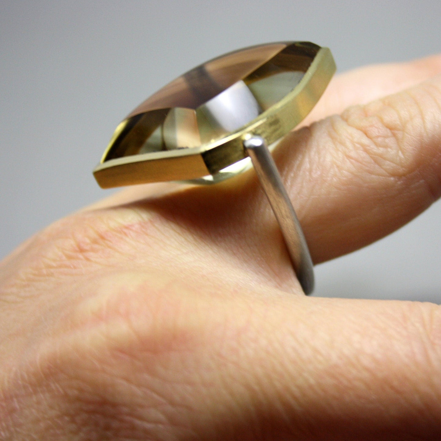 Ring 750 gold 925 silver with smoky quartz size. 57