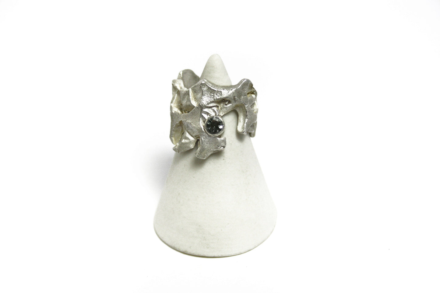 Ring 925 silver with delicate green tourmaline size. 55